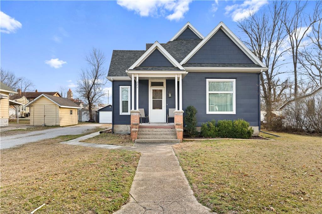 221 W Allison Street