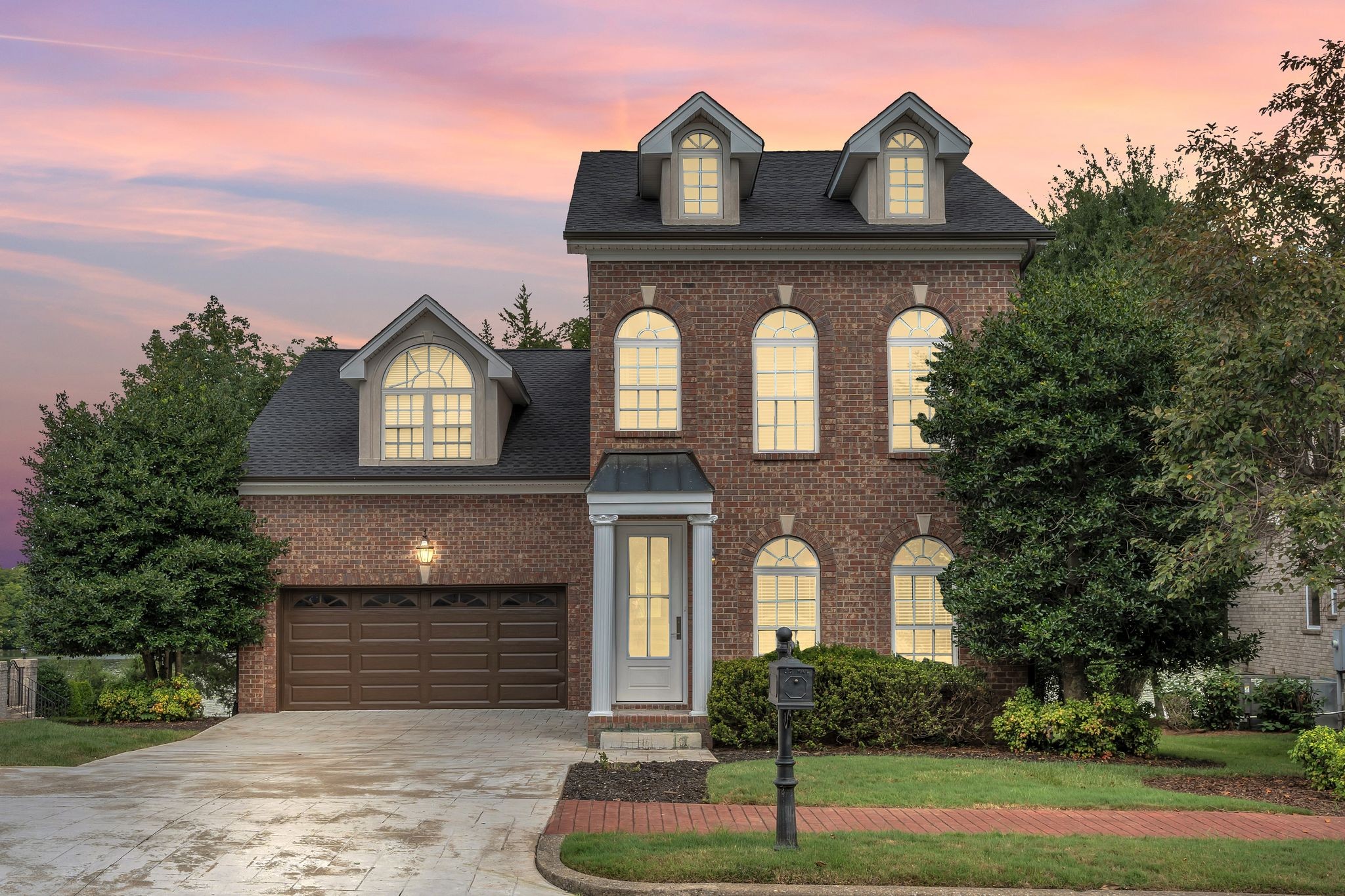 1046 Isaac Franklin Dr