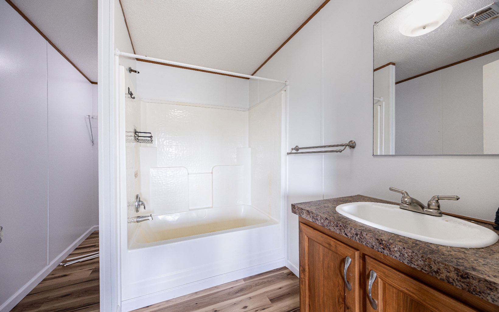 1935 NE Shady Oaks Rd