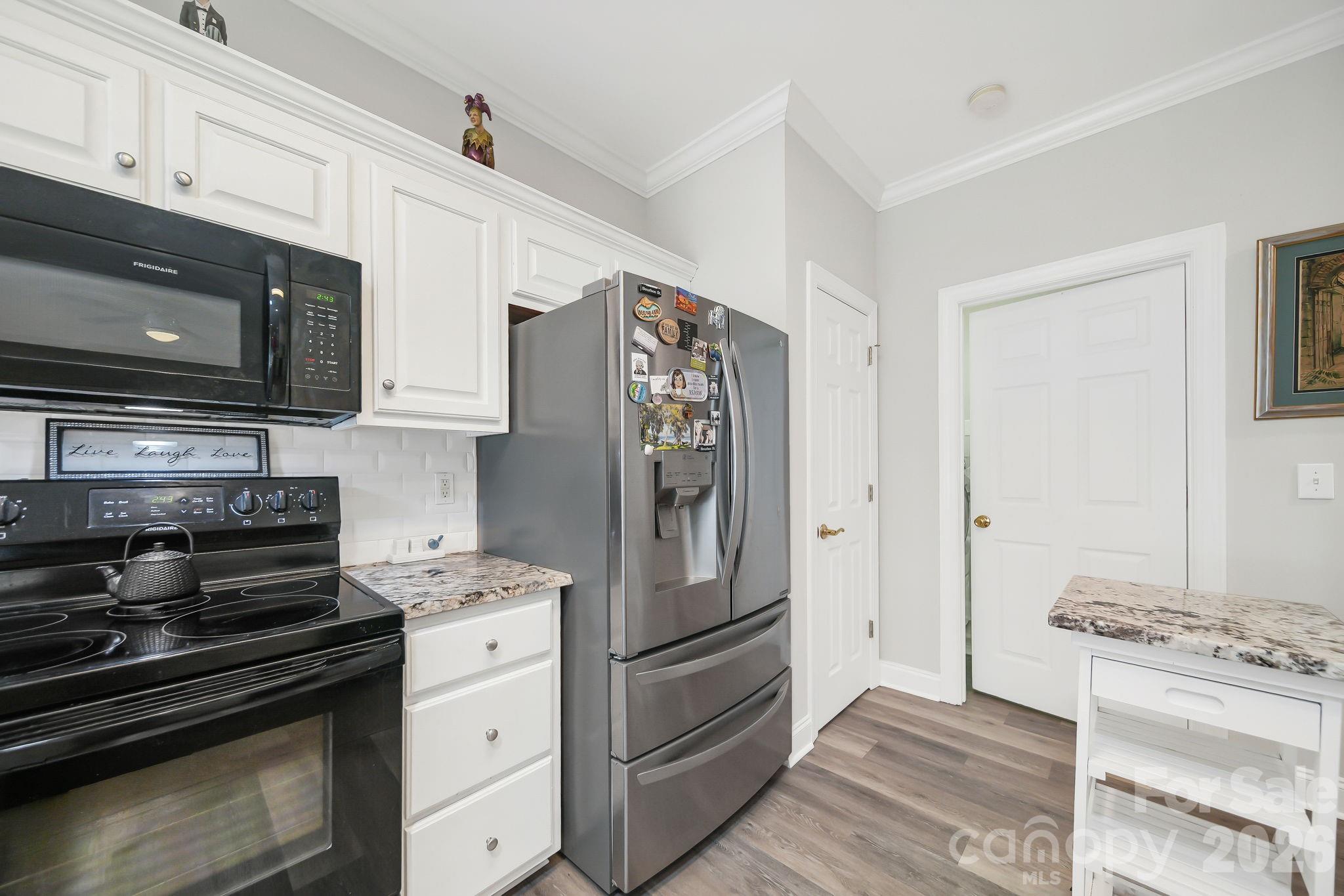2905 Telefair Lane