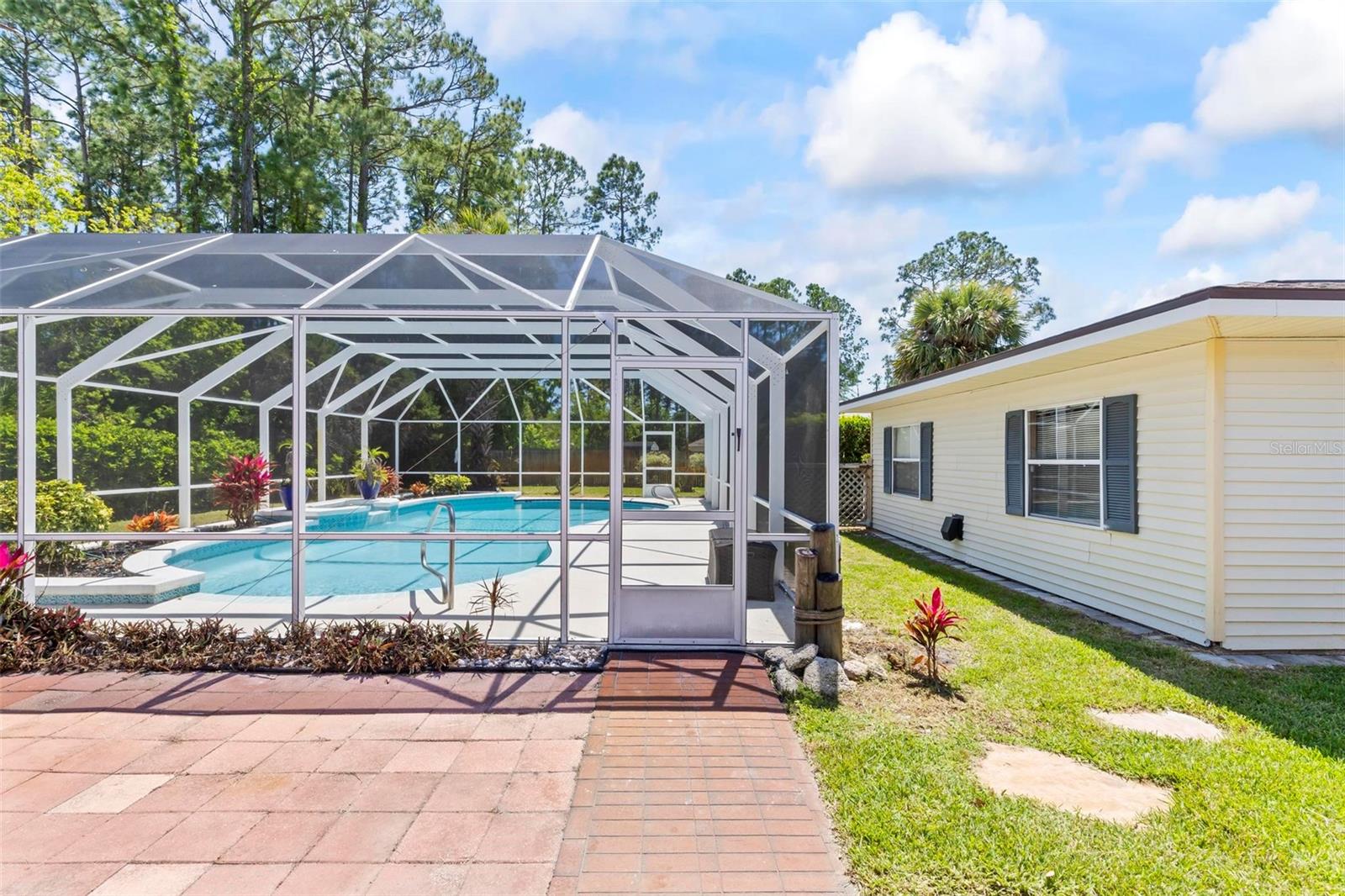 315 Beachway Drive