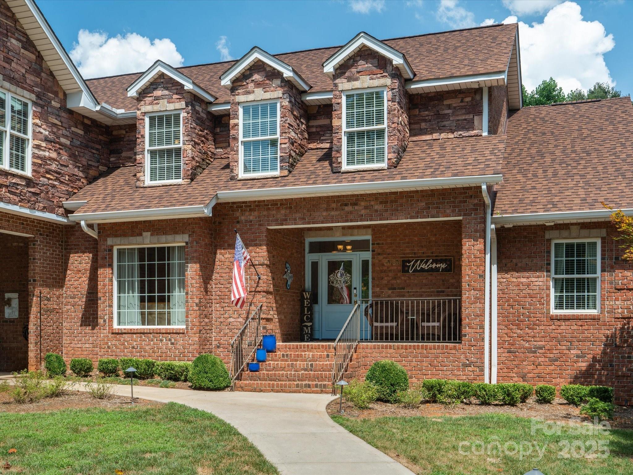 4050 Muirfield Drive