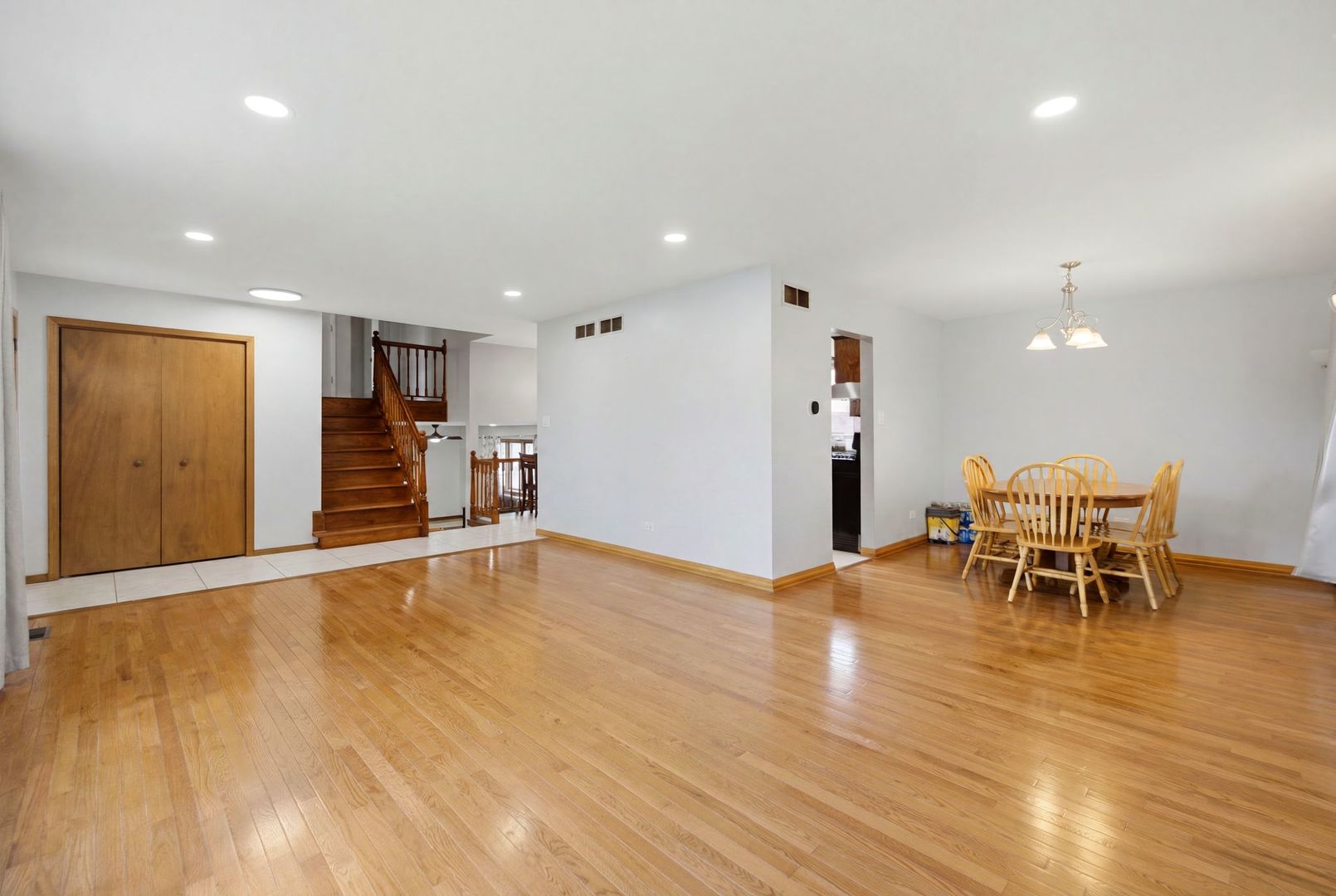 8612 Carriage Lane