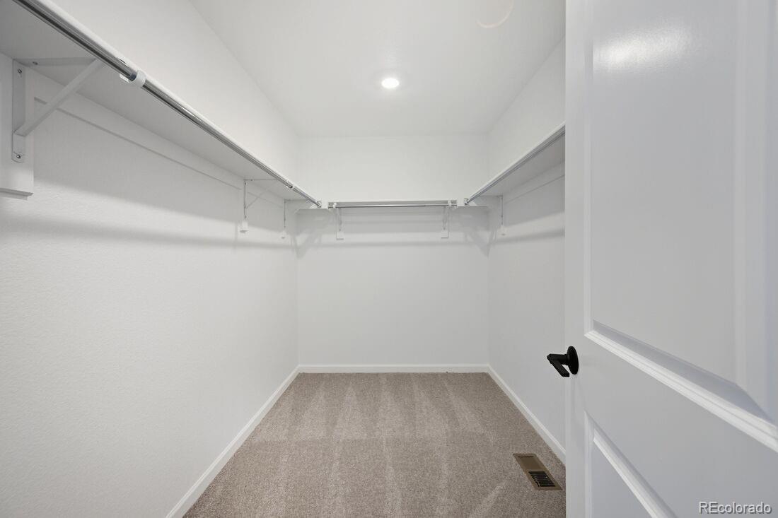 1185 Prospect Aly