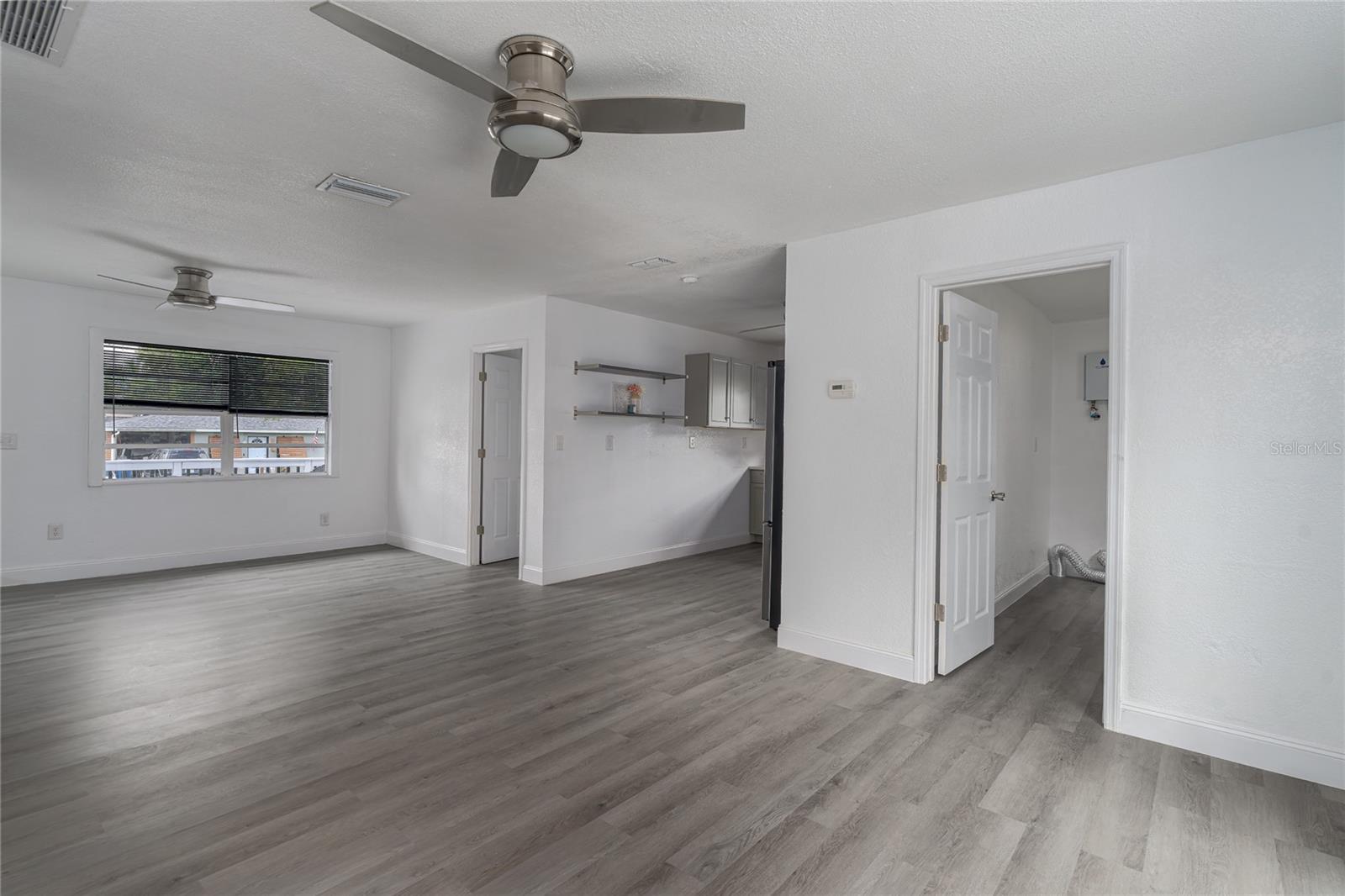 332 48th Street Court W