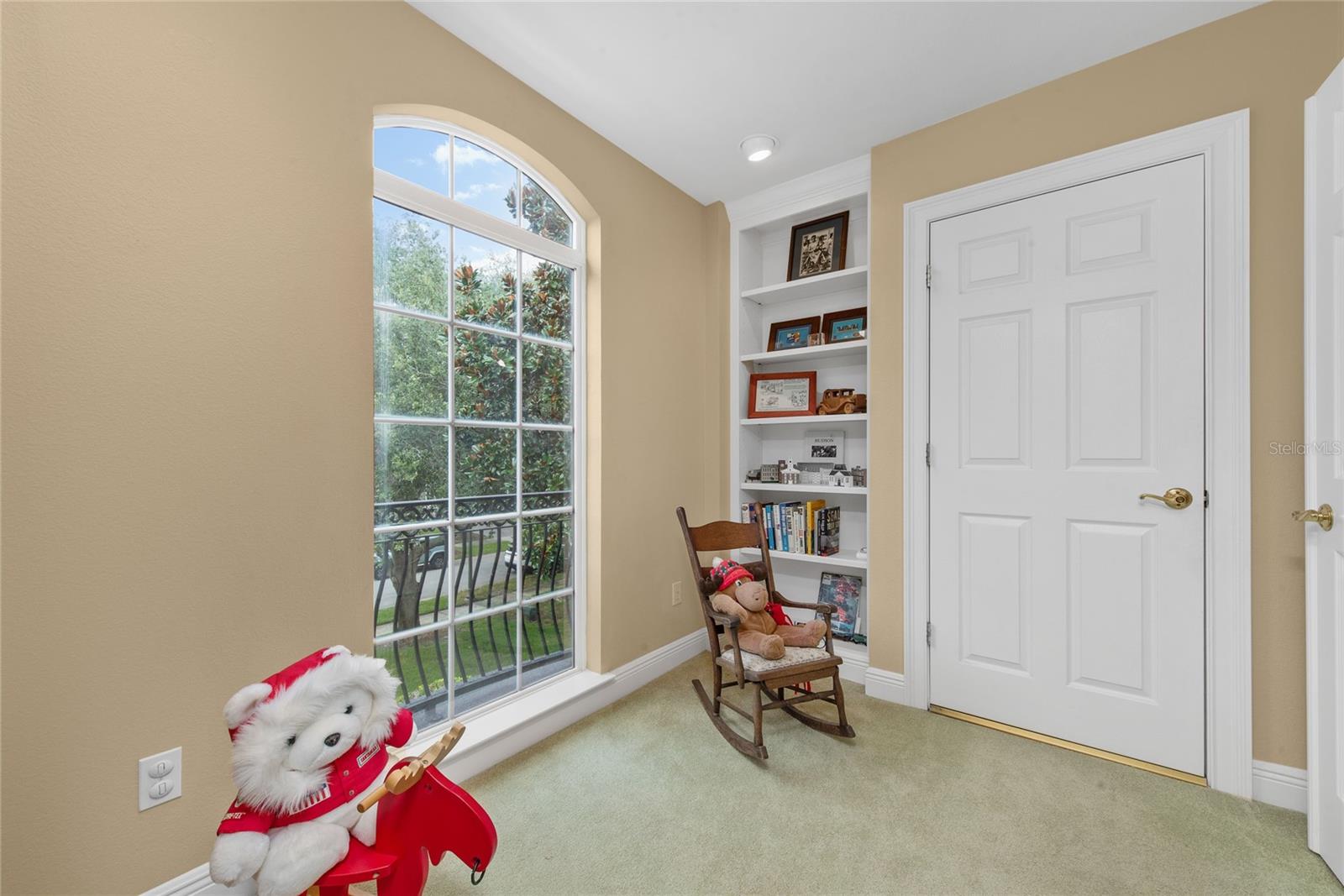 6203 Blakeford Drive