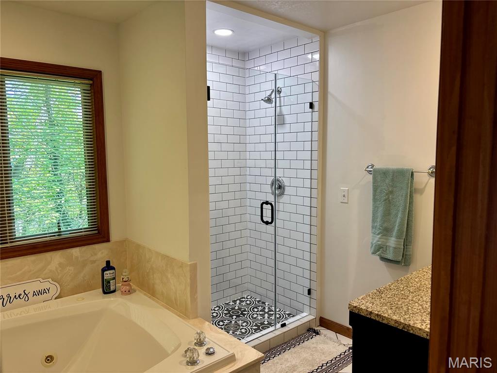 13 Cove Trail