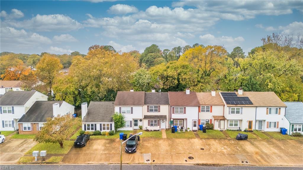 1031 Commonwealth Place, Virginia Beach, VA 