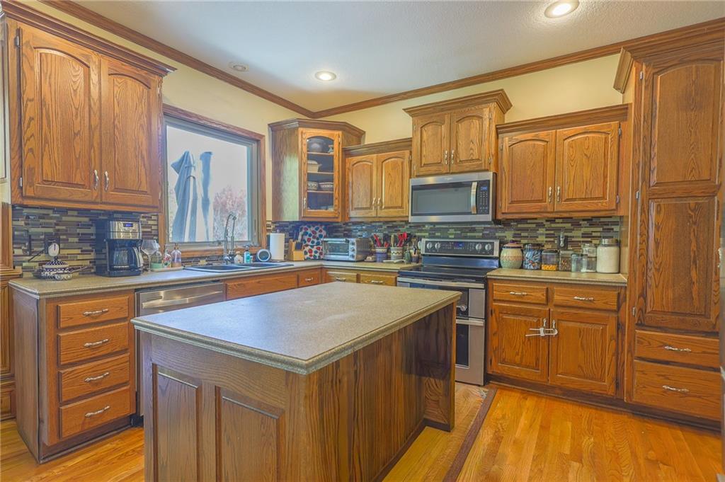 9001 N Manning Avenue