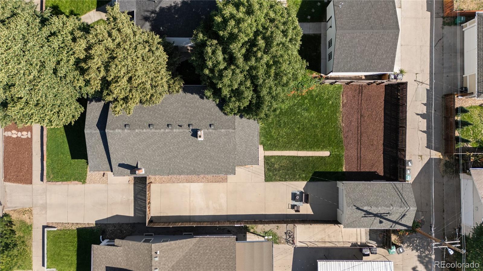 2042 S Humboldt Street