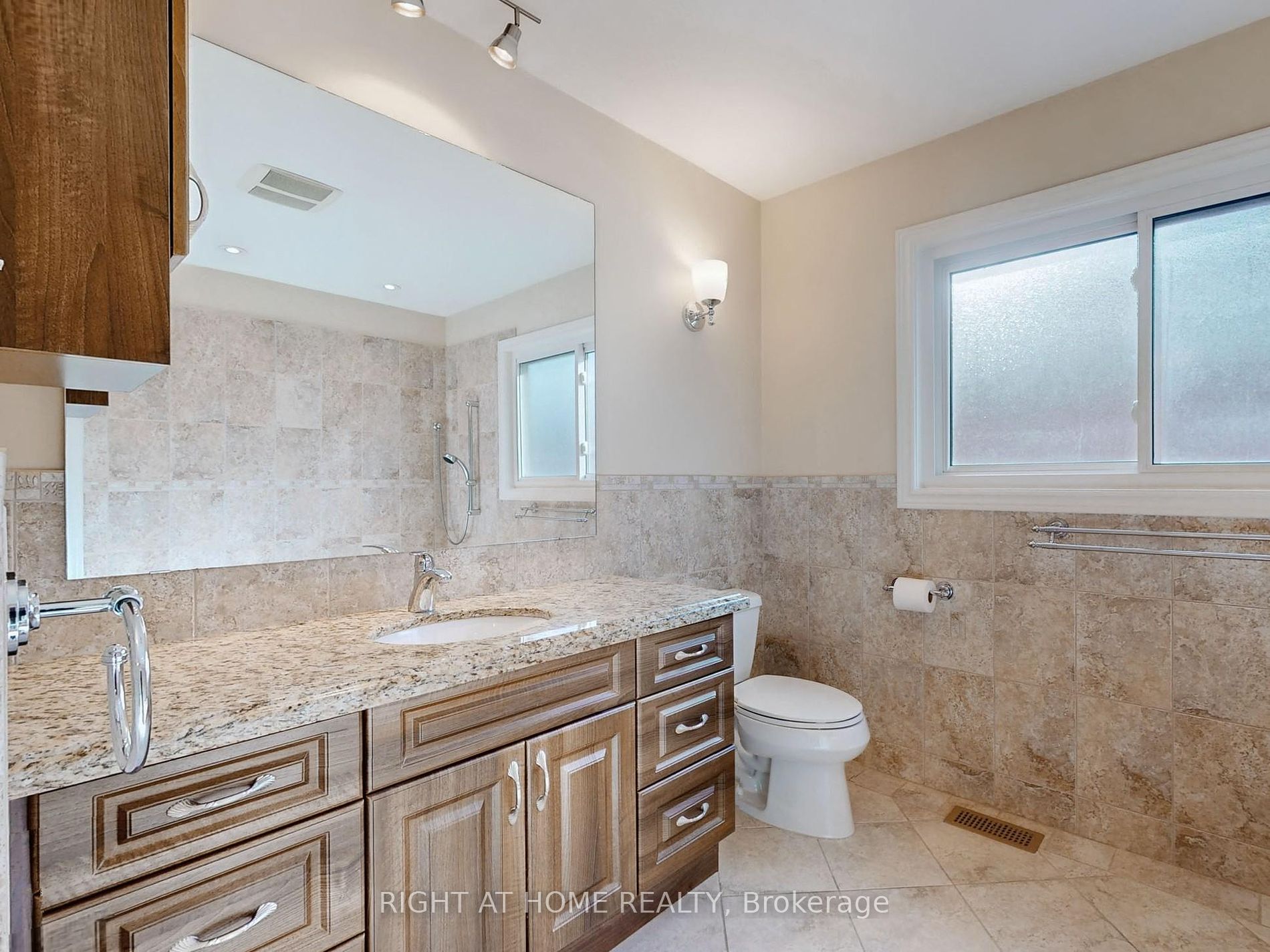 1359 Fieldcrest Lane