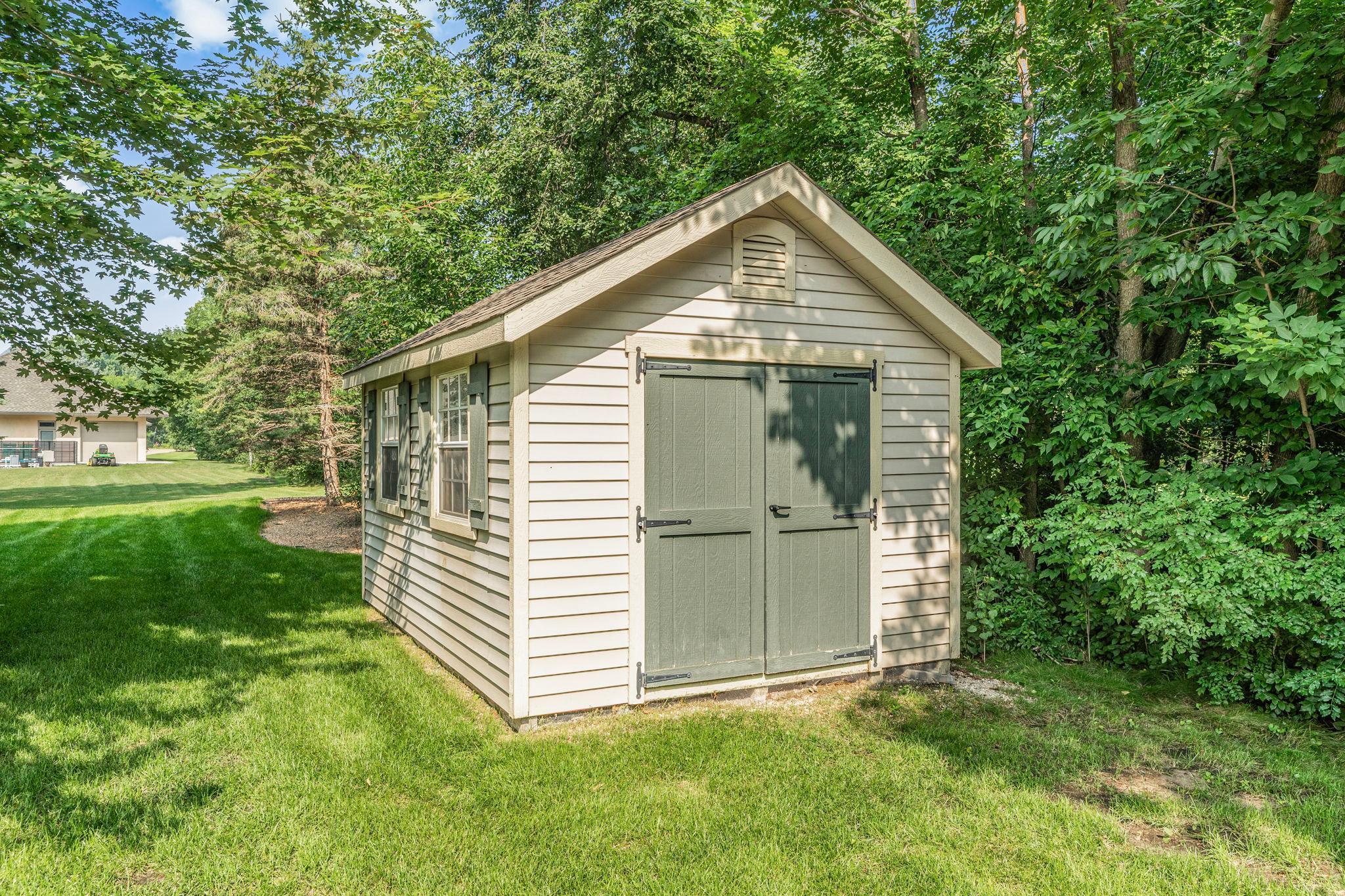 1621 Blackberry Circle