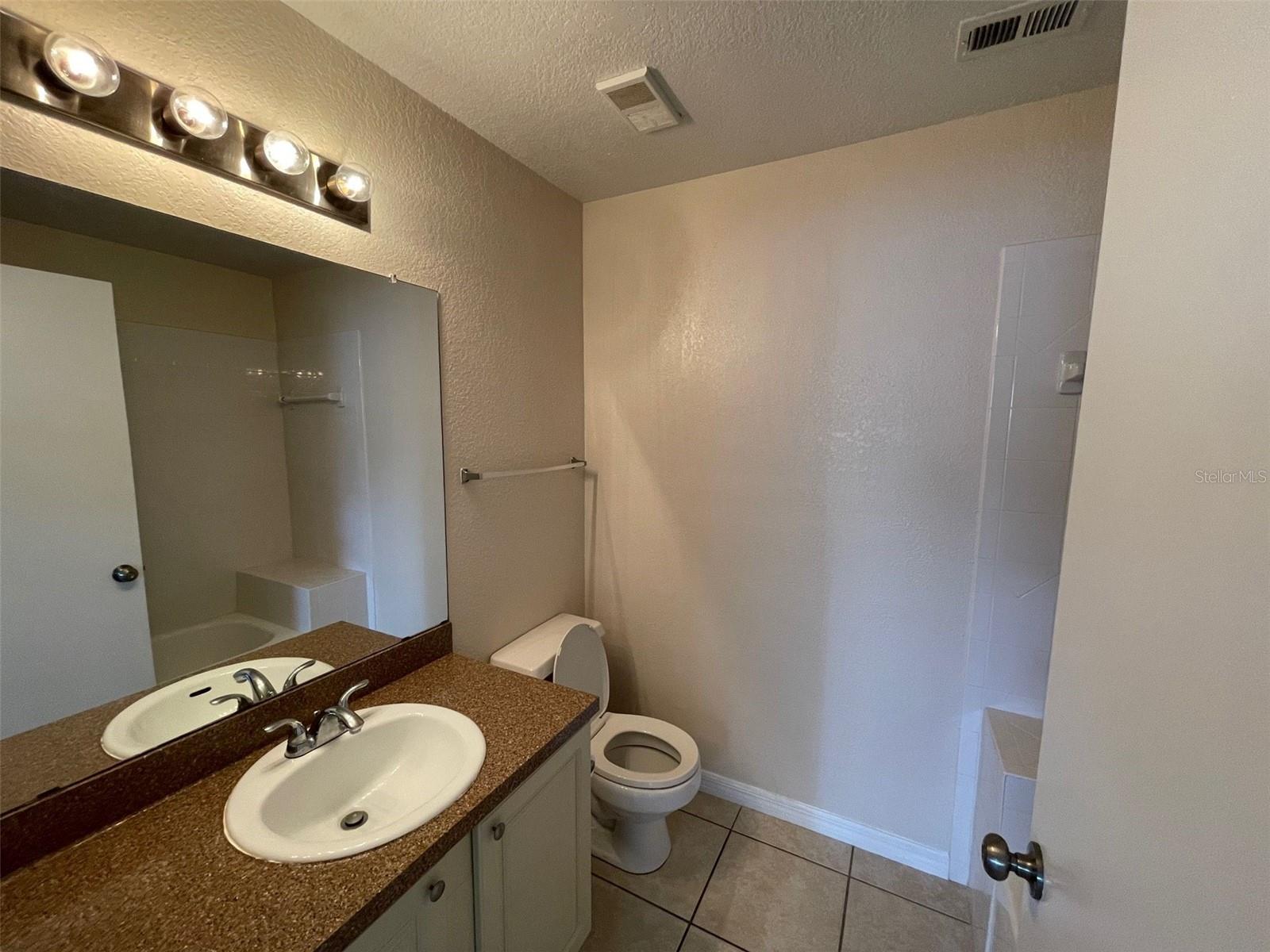 2550 N Alafaya Trail 10102
