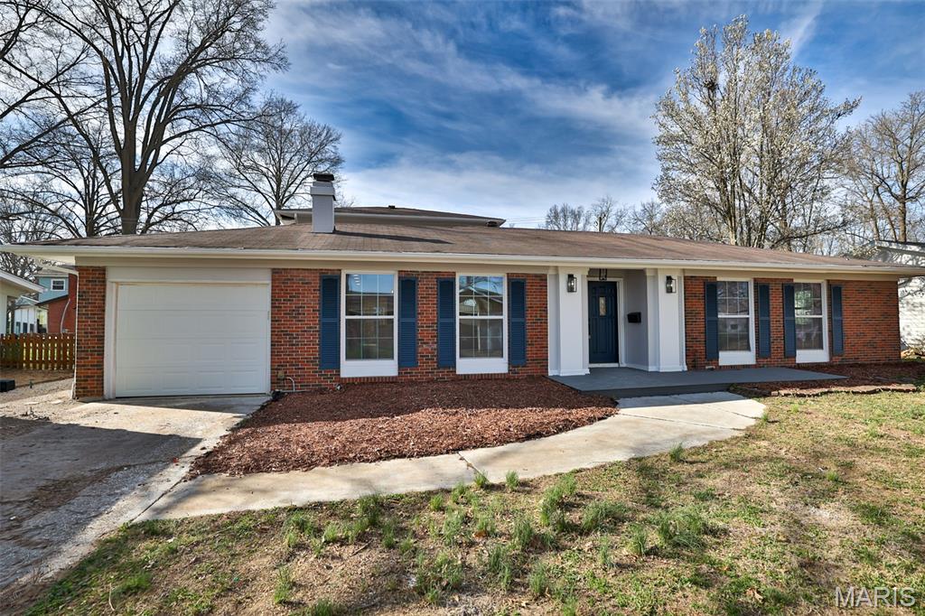 Beautifully renovated 4-bedroom, 3-bathroom home in the heart of Mascoutah. Located within walking distance of the park and all the fun summer activities held there, you’ll love the convenience of never having to worry about parking. This home features two primary suites—one on the main floor and one upstairs for added privacy. Enjoy the ease of main-floor laundry, plus great outdoor living spaces including a screened-in porch, deck for gatherings, and a fenced yard. A shed with electricity provides extra storage and hobby space.Please note: The fireplace has not been used by the seller and will not be guaranteed to be functional. A new roof will be installed on the original home before closing