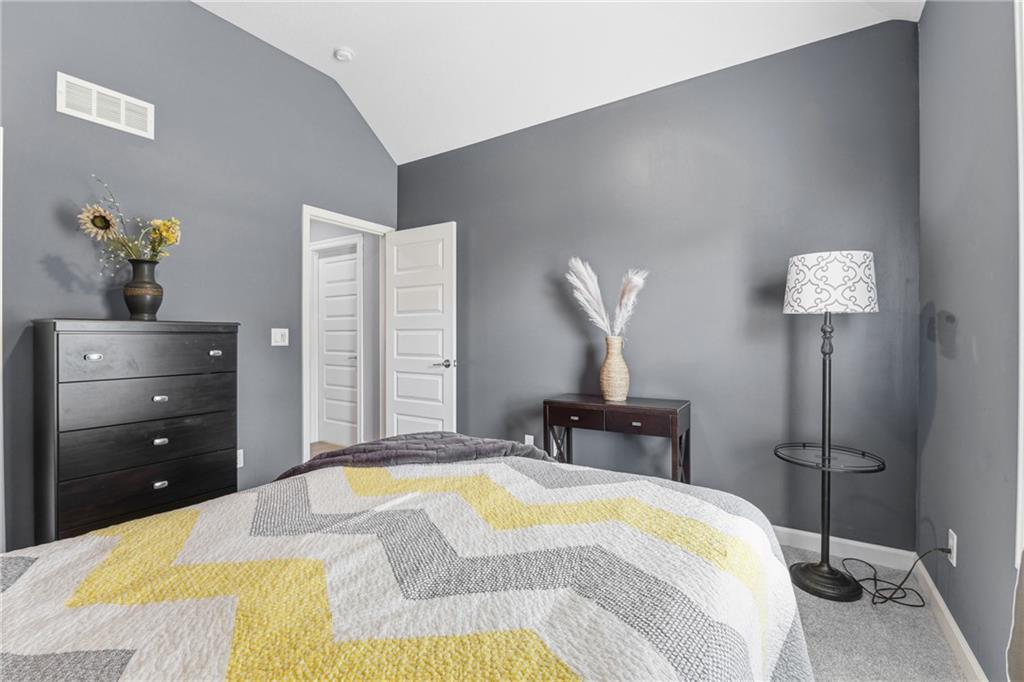 10512 N Euclid Avenue