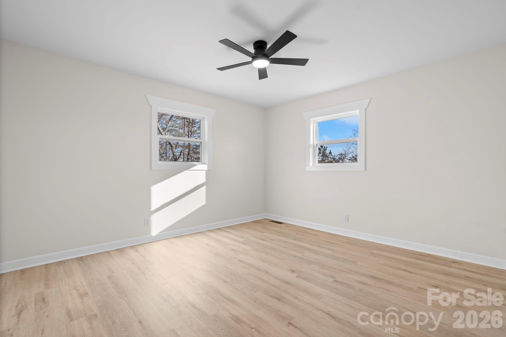 106 Royalwood Drive