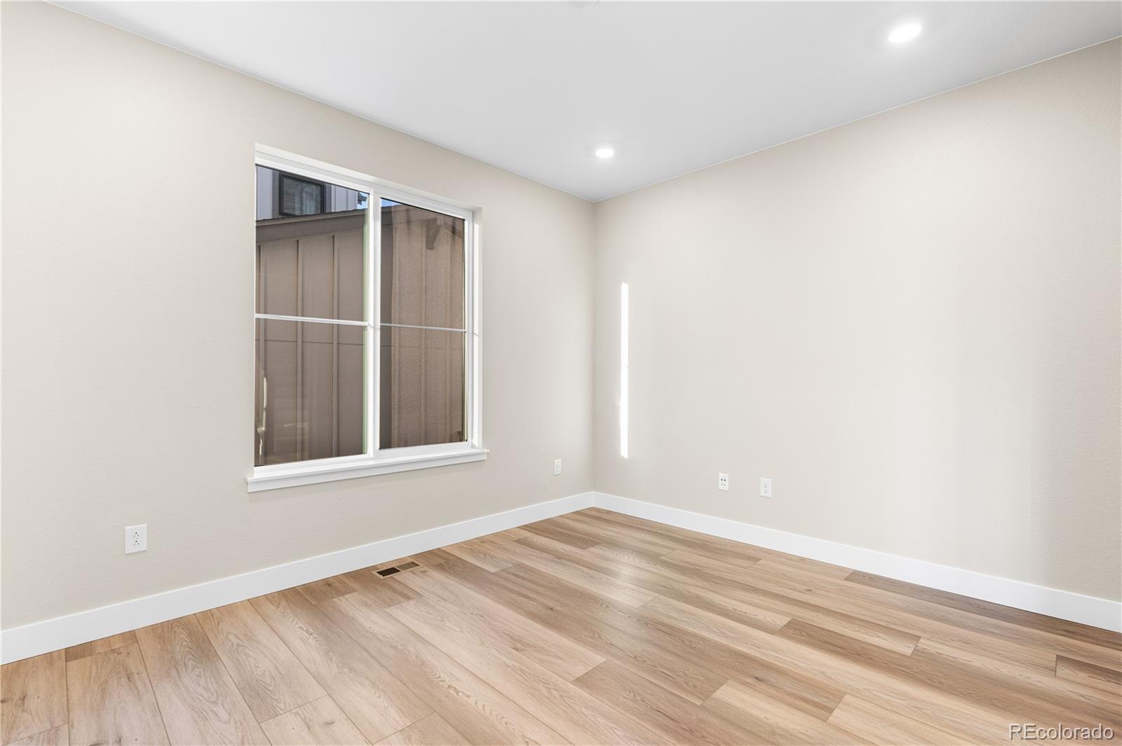 8778 Summerwalk Trail