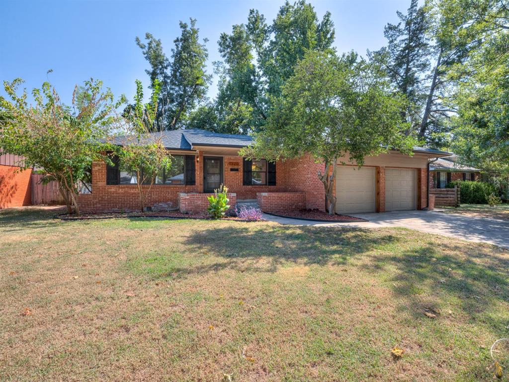Welcome home to 1320 Avondale, a freshly renovated 4 bedroom, 2.5 bathroom home in one of Norman's most sought-after neighborhoods, set on a quiet tree-lined street near Berry and Lindsey.The interior features refinished hardwood floors, with tile in the primary bedroom, bathrooms, kitchen, and dining room. Granite countertops in the kitchen and all baths, stainless steel appliances, and fully tiled tubs and showers in both full baths.Outside, a concrete patio overlooks a large yard shaded by mature trees, and a two car garage provides covered parking and storage.Walking distance to Lindsey Street and some of Norman's best restaurants, a short bike ride or drive to OU campus, and easy access to I-35.Pets allowed with approval and pet fee.Schedule your showing today.
