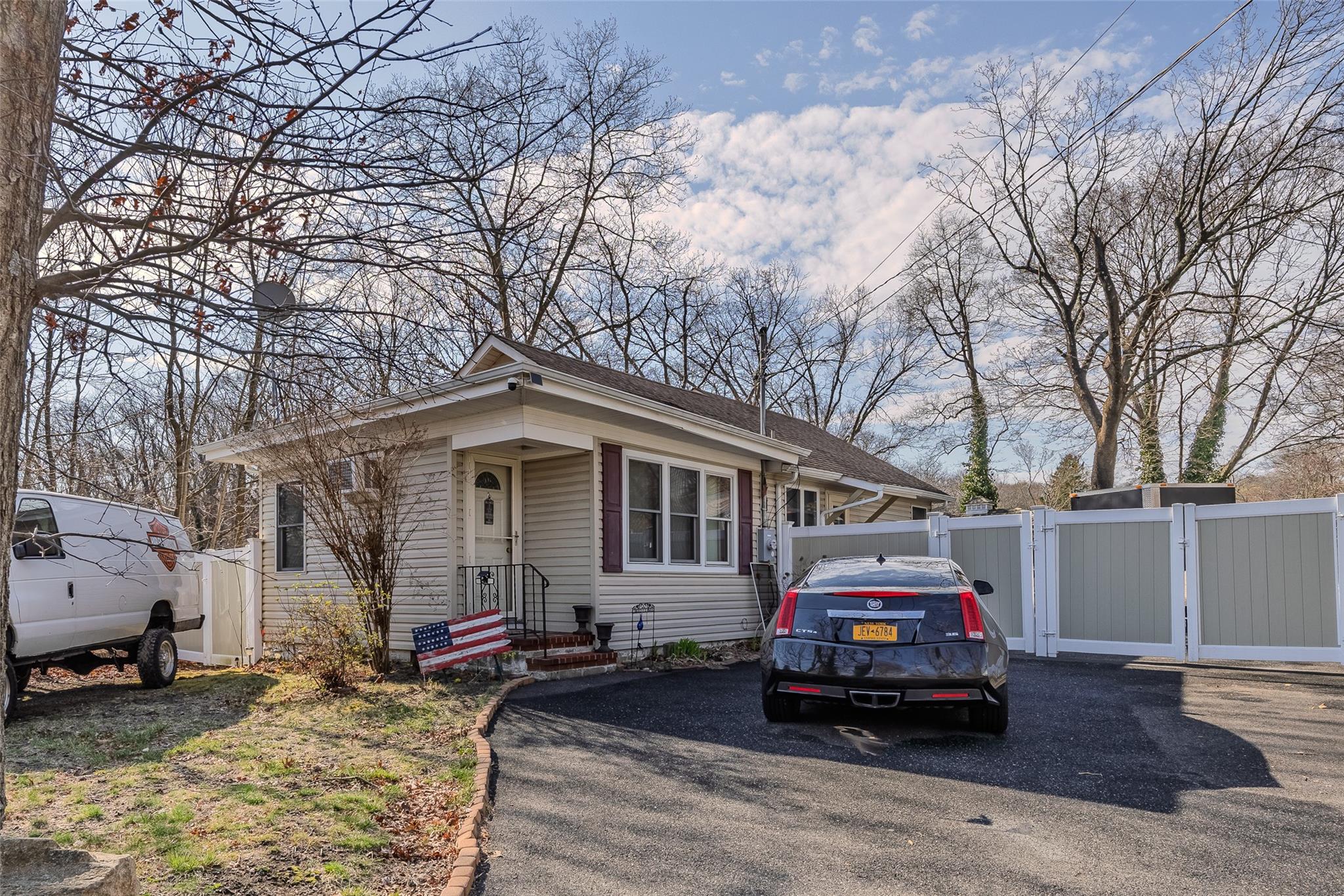 8 Olive Road