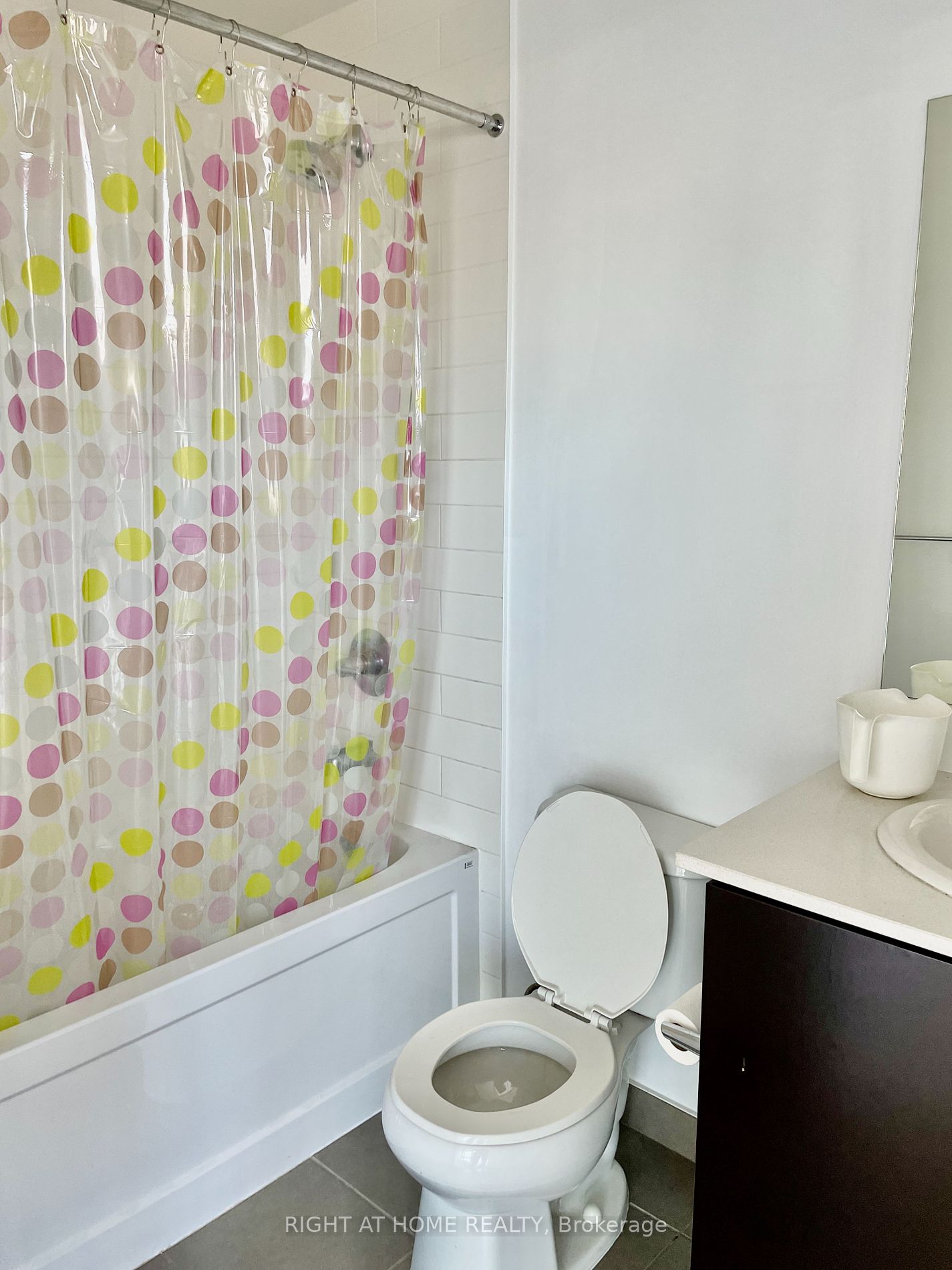 360 Square One Dr 1011