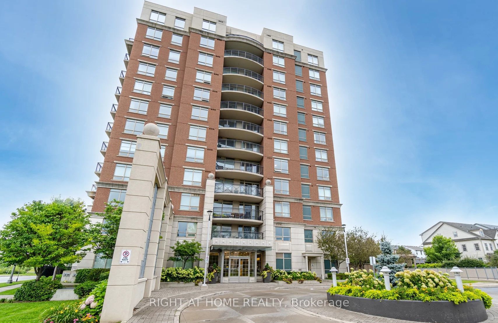 2365 Central Park Dr 404