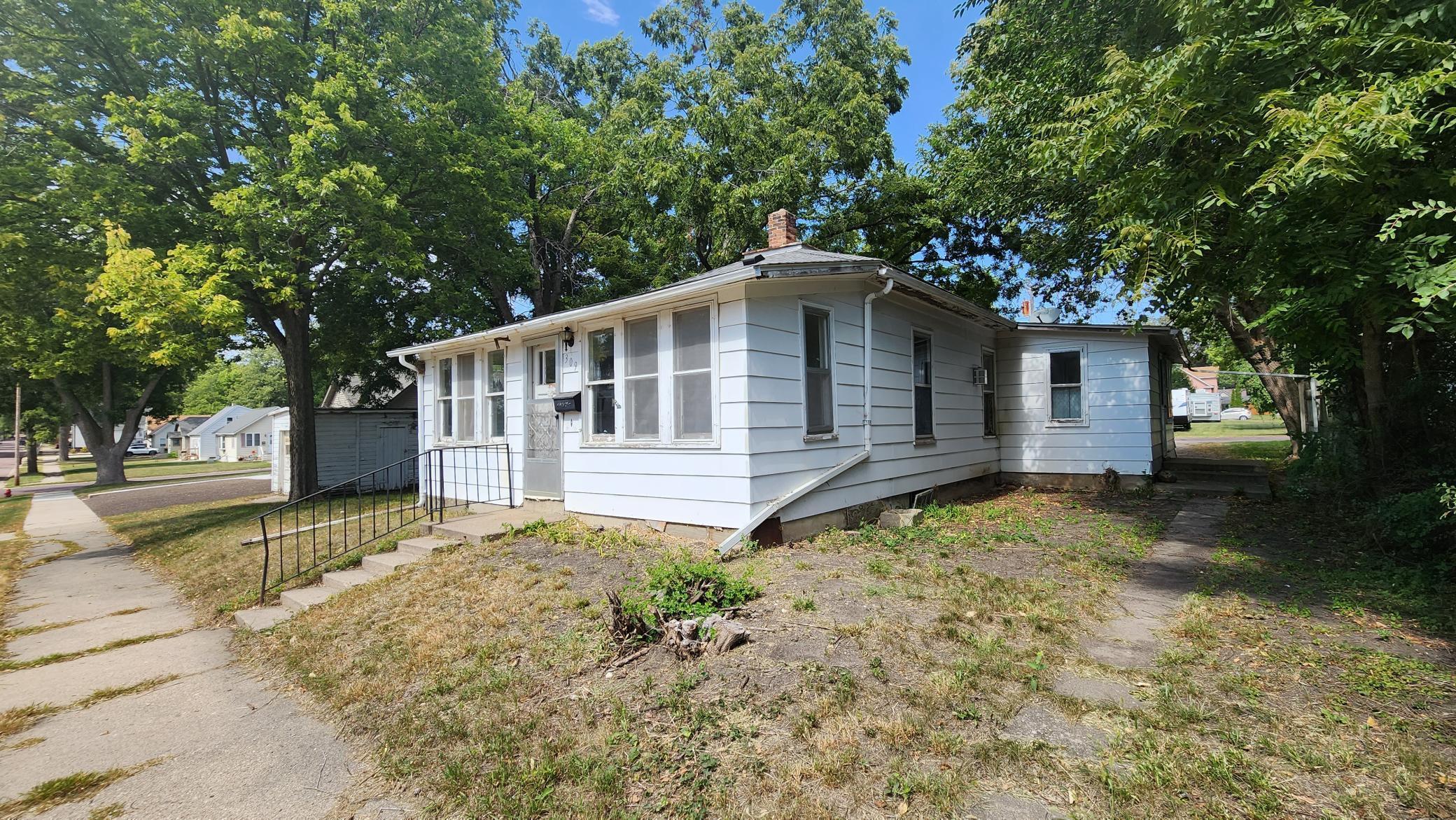 Residential for sale in Redwood Falls, Minnesota, 6427571