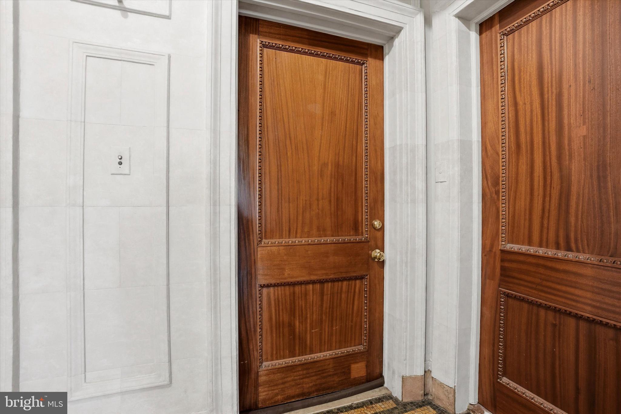 1830 Rittenhouse Square 1E