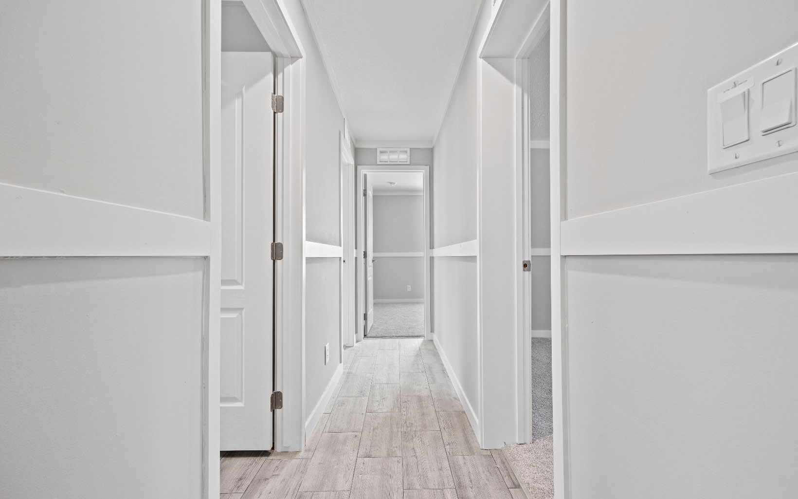 305 NW Ivy Gln