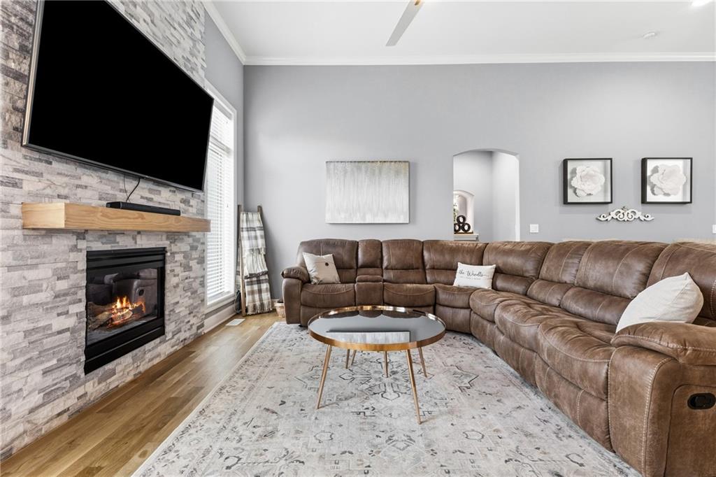 10512 N Euclid Avenue