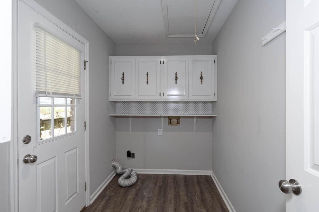 3 North Theri Ct