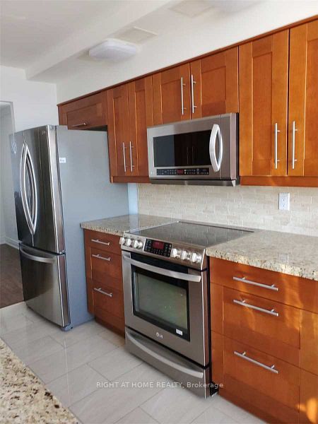 120 Promenade Circ 1001