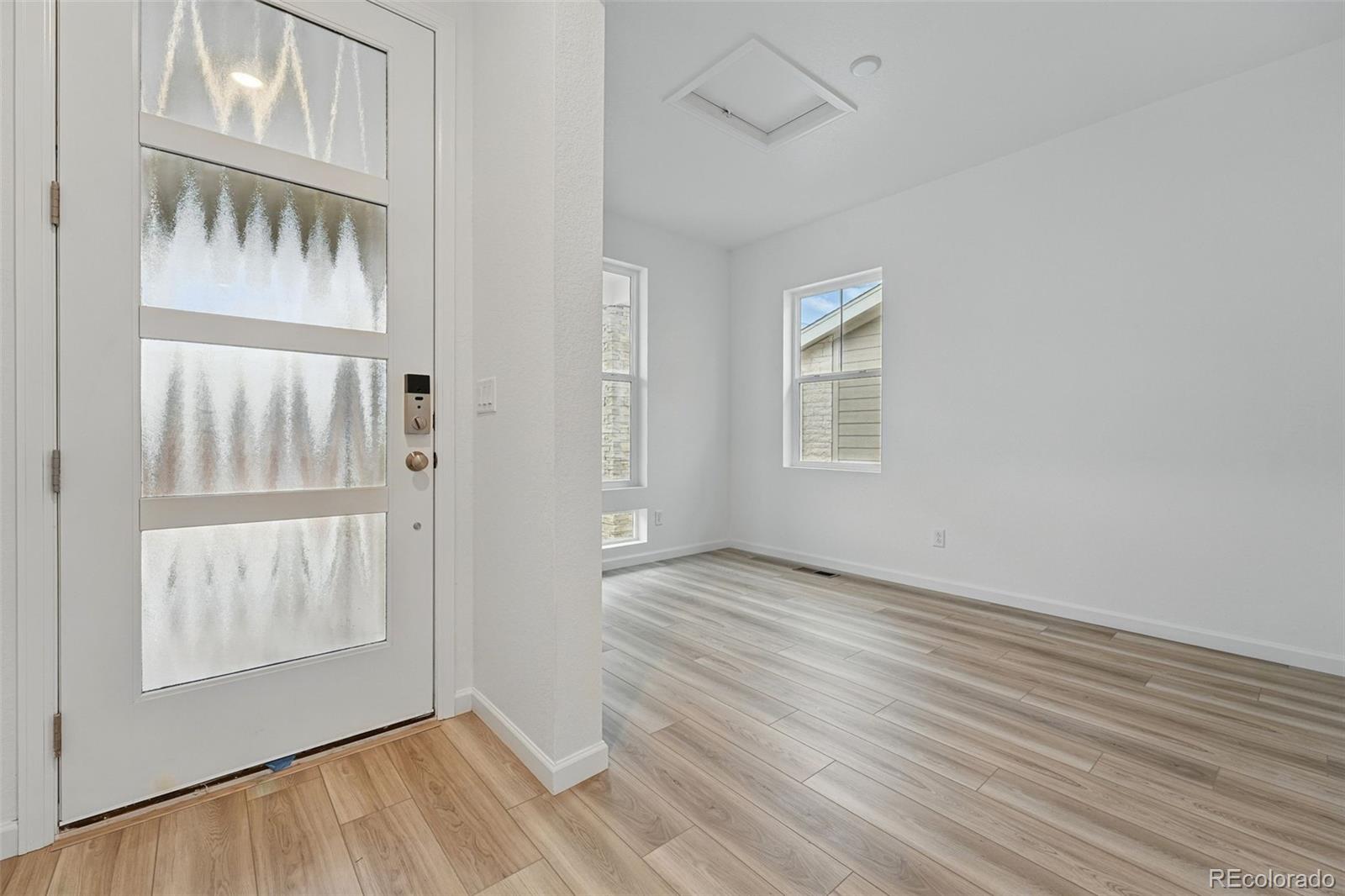 8840 Whiteclover Street