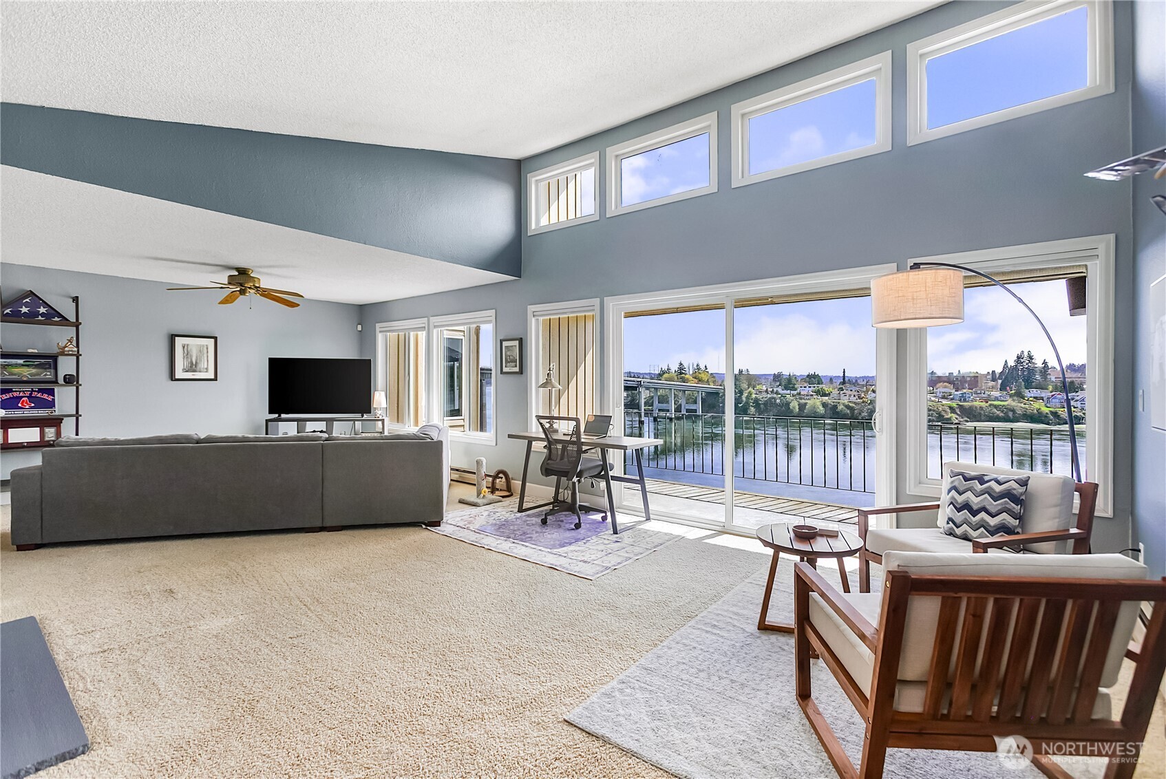 525 Lebo Boulevard C-6