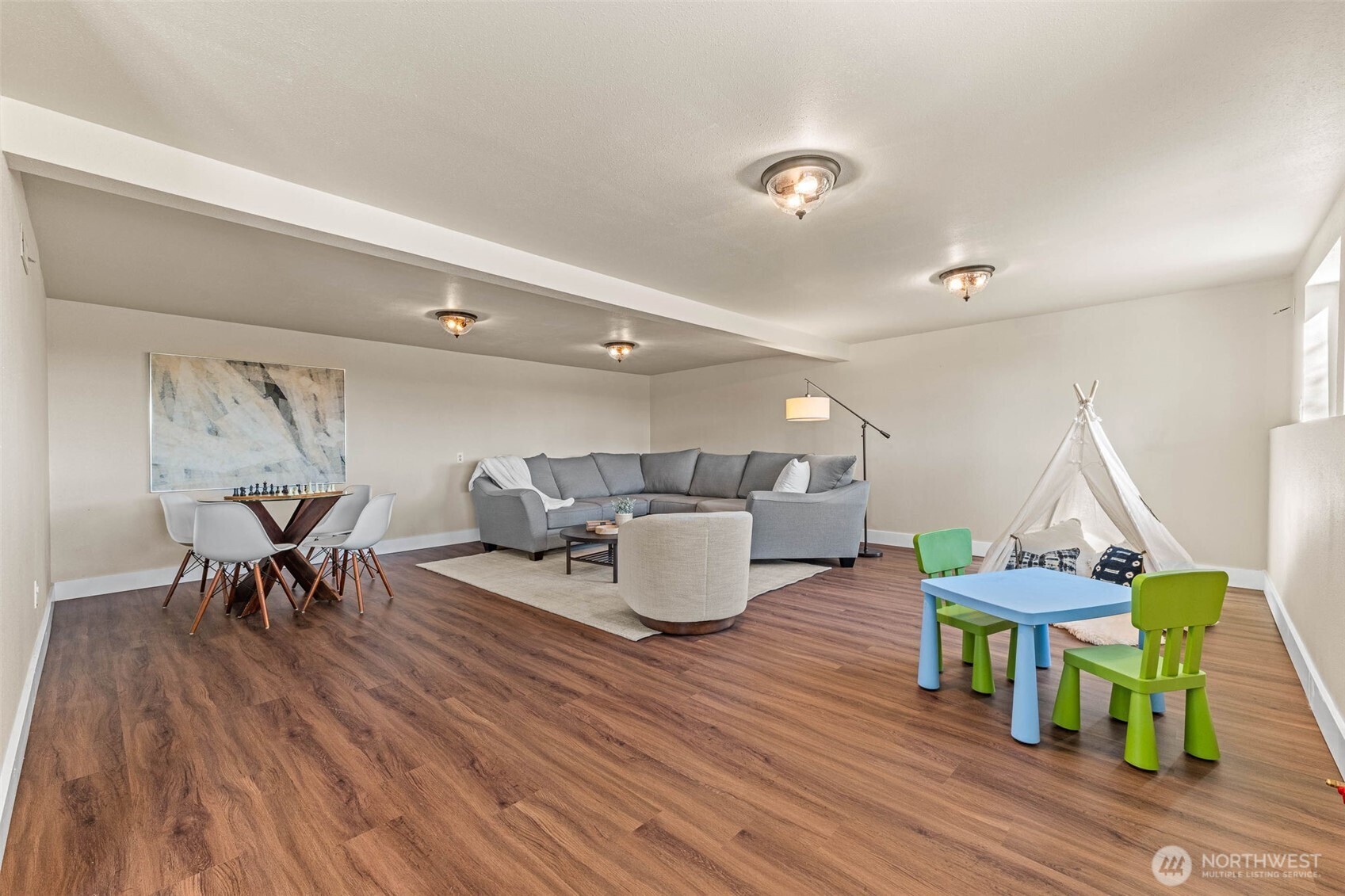 2809 Moorelands Avenue NW