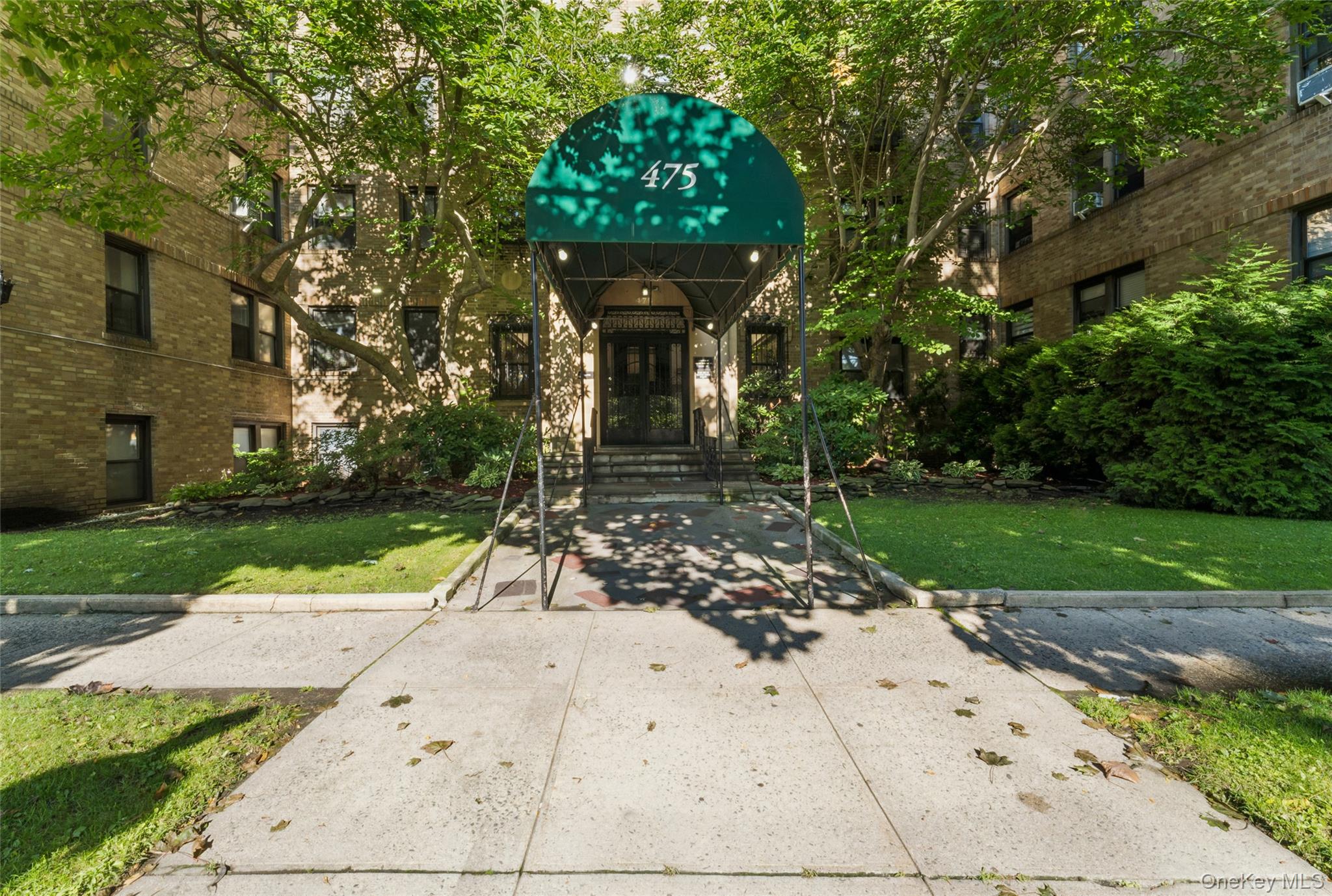 475 Bronx River Road 3F