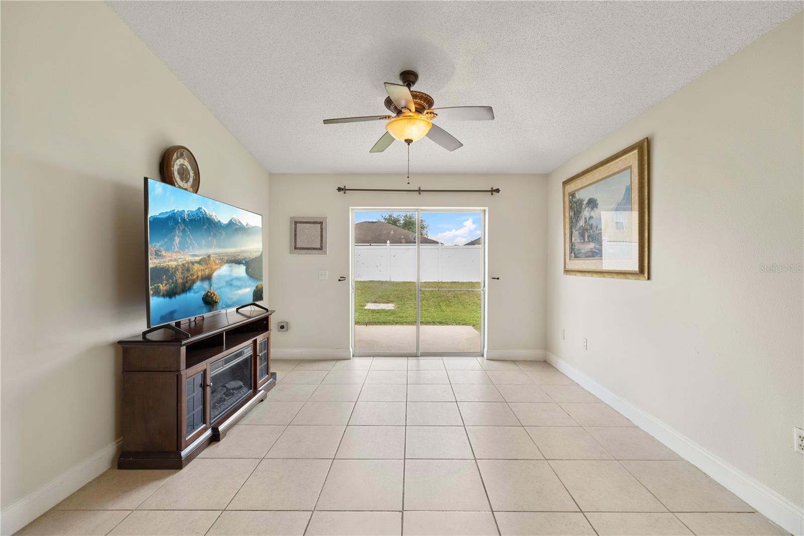 2912 Belle Lane