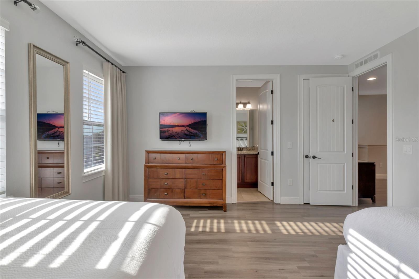 7643 Wilmington Loop