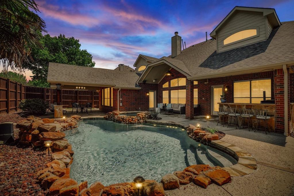 3808 Glenshannon Lane