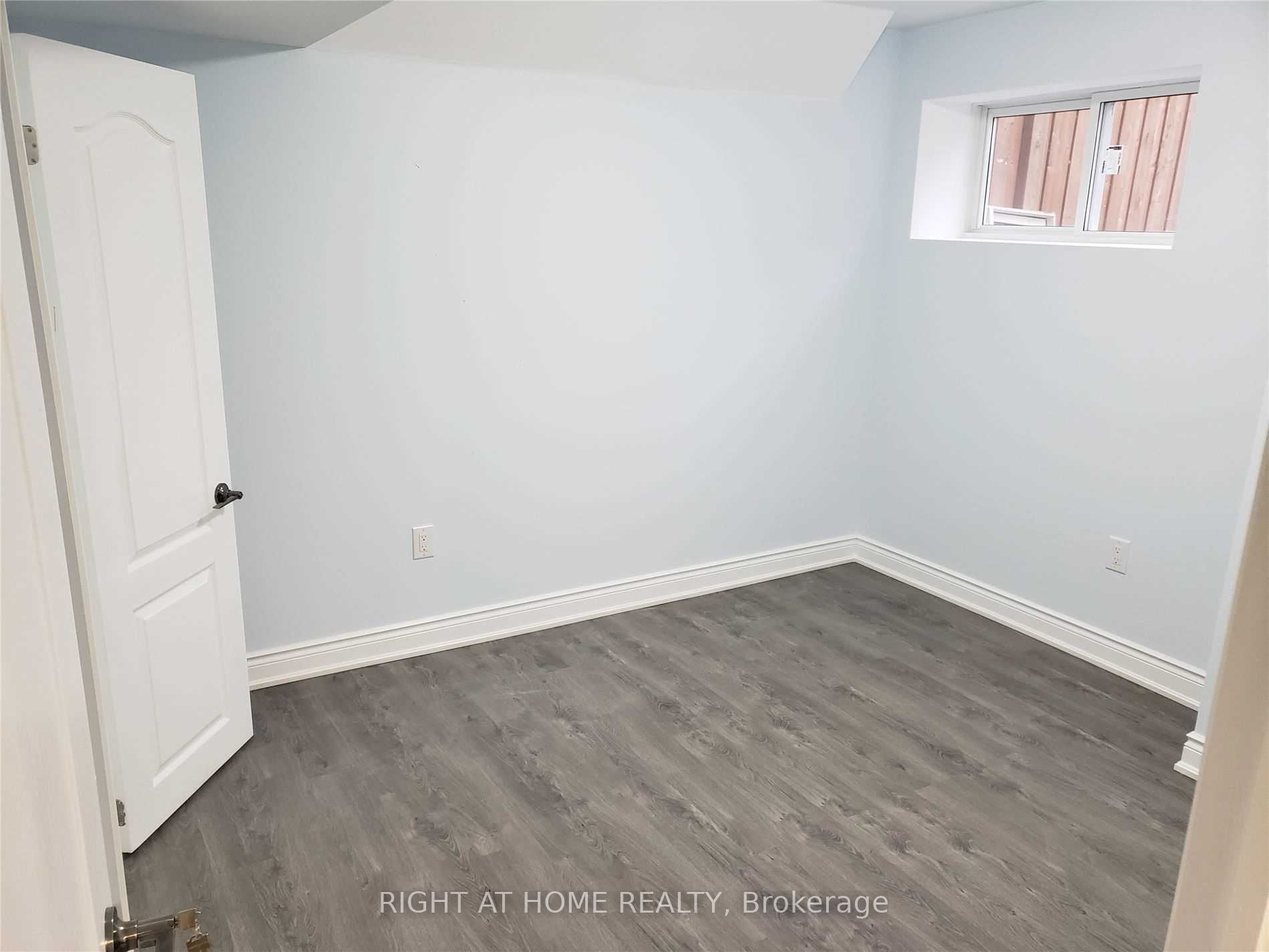 23 Bandera (Basement) Dr Basment
