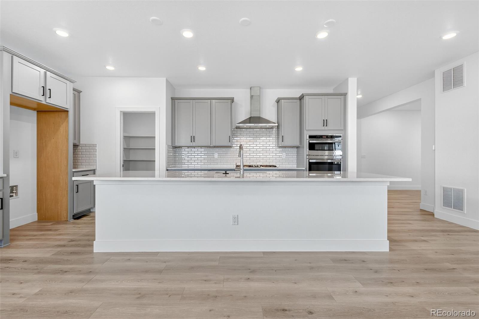 4285 Ridgewalk Point