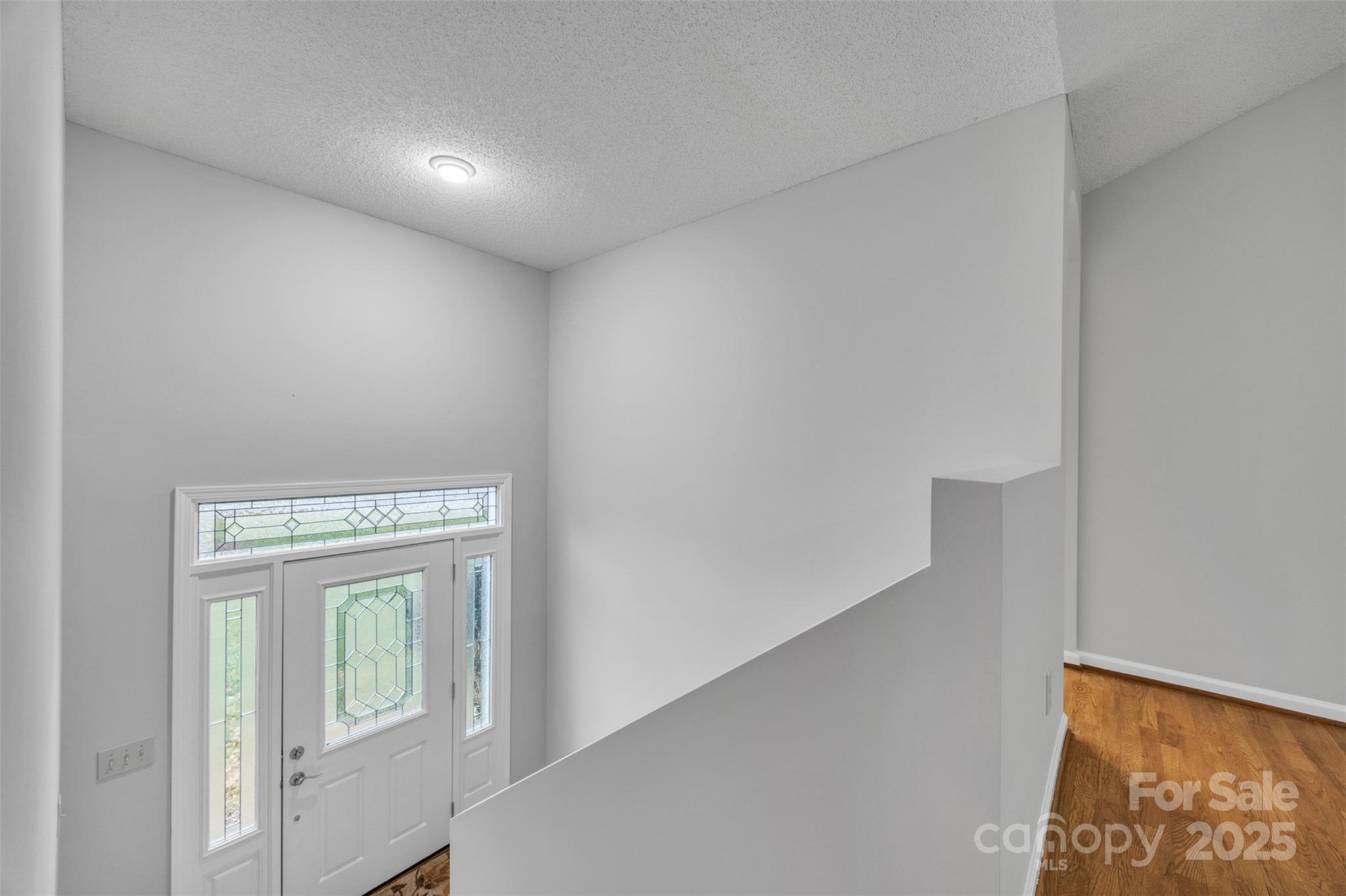 552 Meadowridge Drive