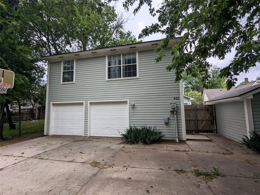 Available June 1st! Check out this great garage apartment. Featuring 1 bedroom, 1 bathroom, nice wood flooring throughout, an open kitchen, fridge and washer and dryer stay. This unit also includes access to one of the garage bays. Must see!