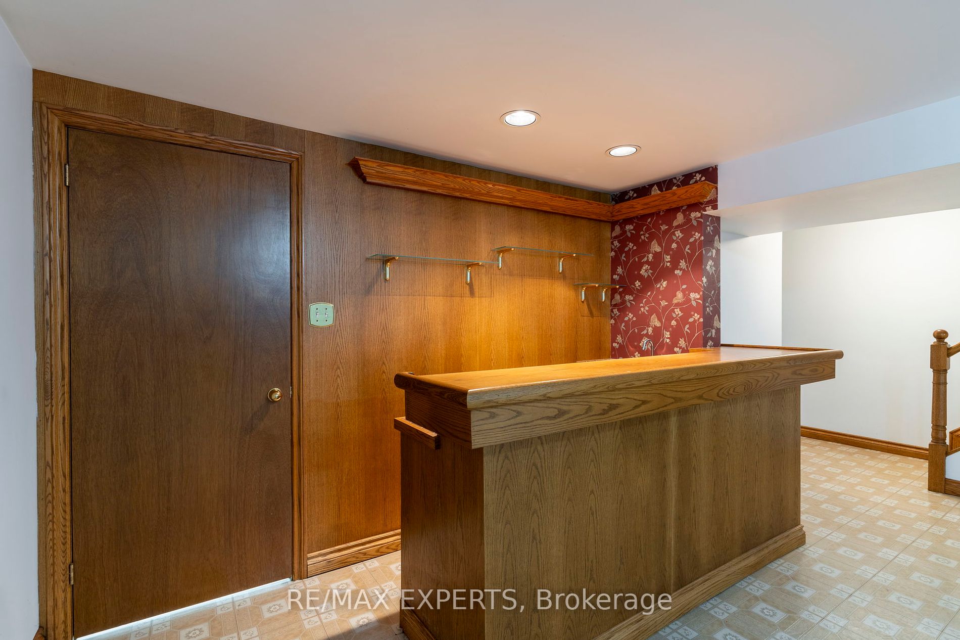 195 Aberdeen Ave