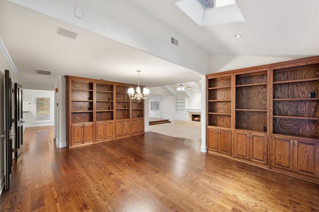 7 Woodland Drive