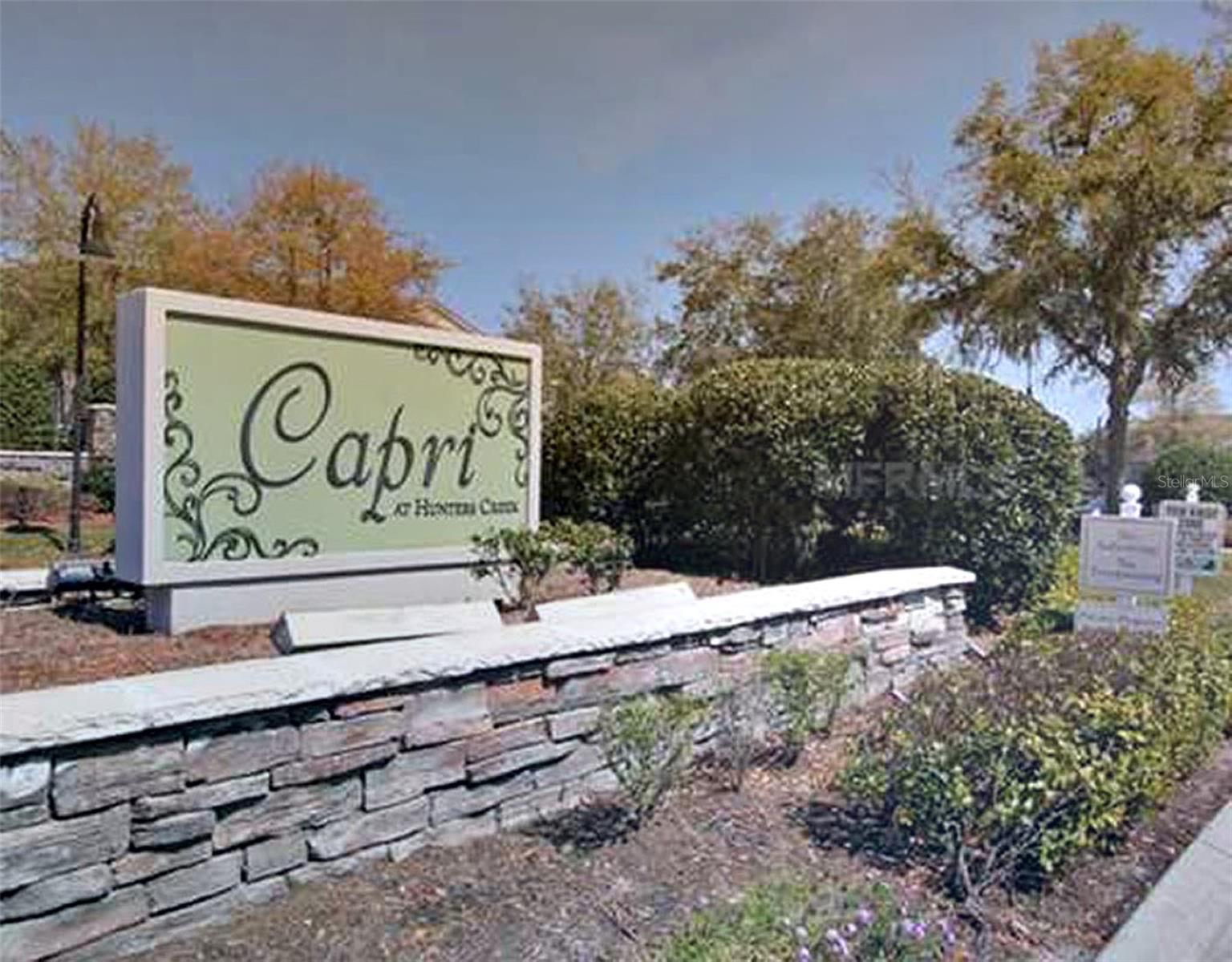 Welcome to  Capri at Hunter's Creek! This third-floor 1-bedroom, 1-bathroom home offers 753 Sqf of open livingspace, ready for your personal touches. Located in a well-established, resort-style community, you'll be just minutes from shopping, dining,entertainment, and major highways. Outdoor enthusiasts will love the nearby lakes, parks, and beaches, all just around the corner! Inside, you'llfind a spacious, open layout with a private patio, ceiling fans throughout, The laundry room is conveniently equipped with a washer and dryer. The Capri community offers fantastic amenities, including a sparklingresort-style pool, a fully-equipped fitness center, walking areas for your pets, and gated security for peace of mind. This is a great opportunity to make this space your own in a prime location! It’s truly a lifestyle you don’t want to miss this opportunity !!!