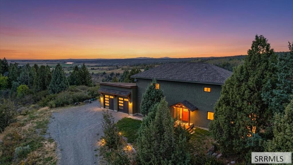 1699 Mountain Laurel Drive