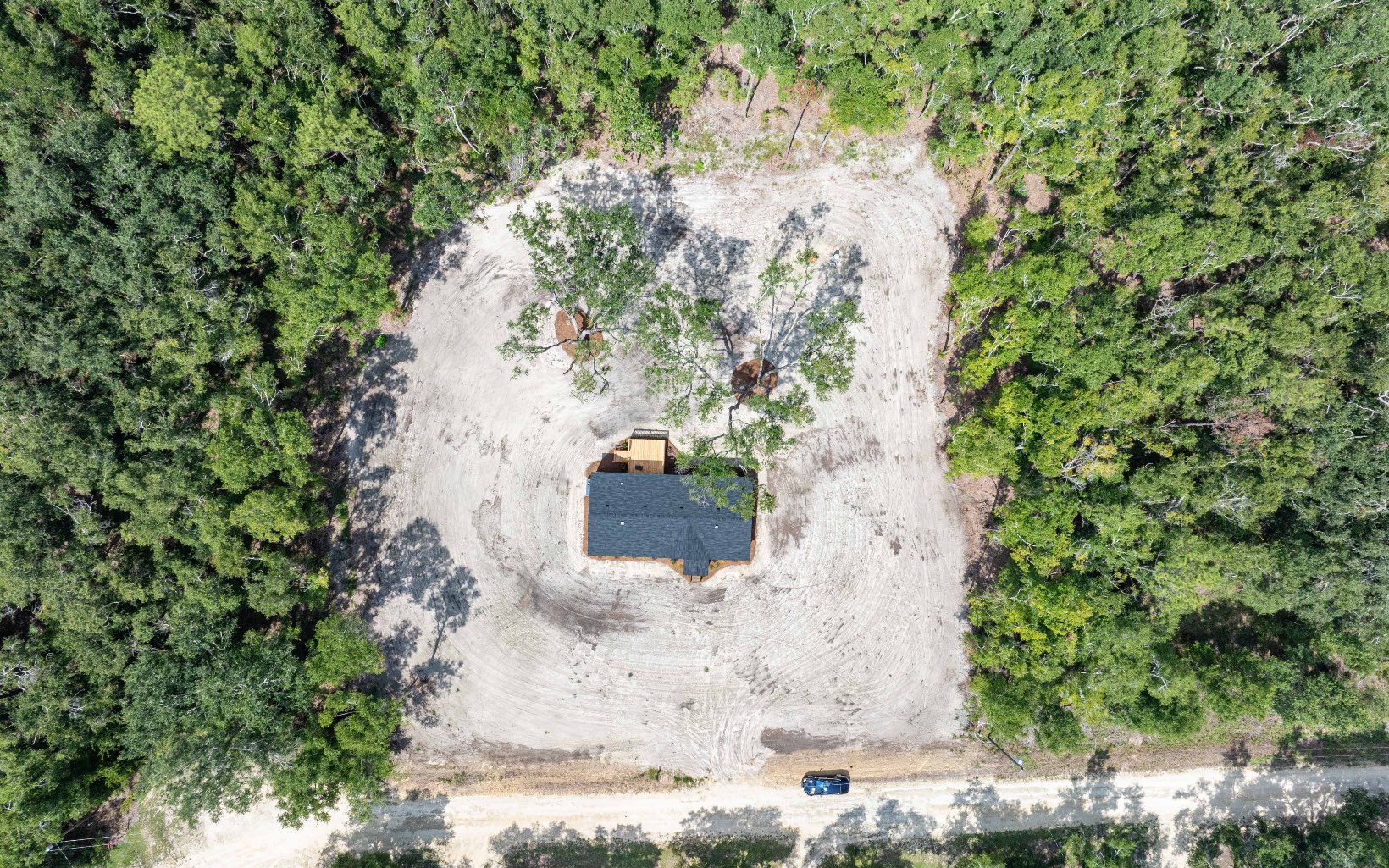 310 NE Weeping Willow Ln