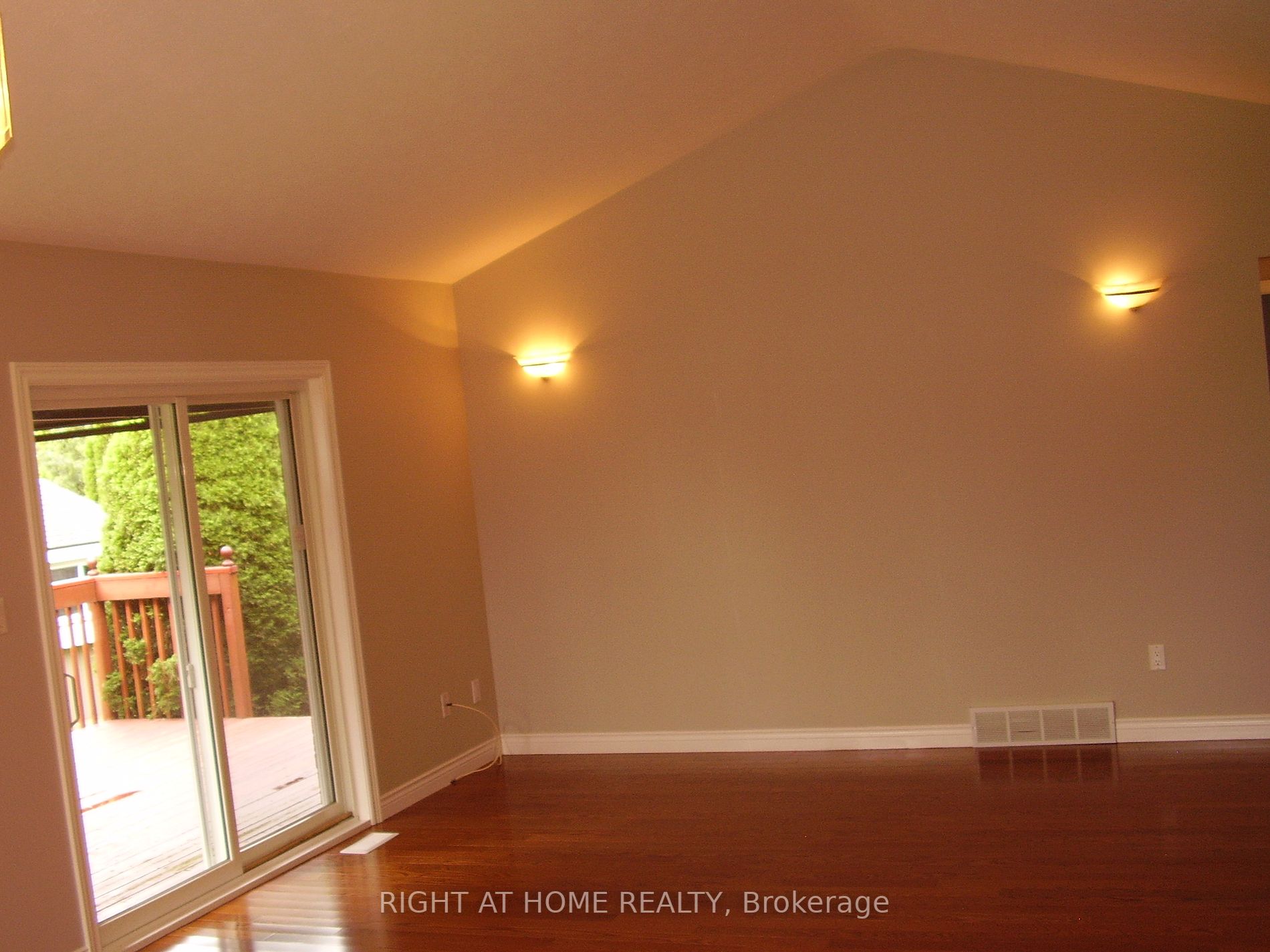 97 Glendale Dr
