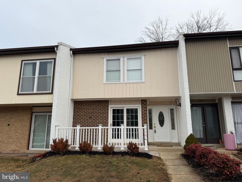 6346 Rockshire Street