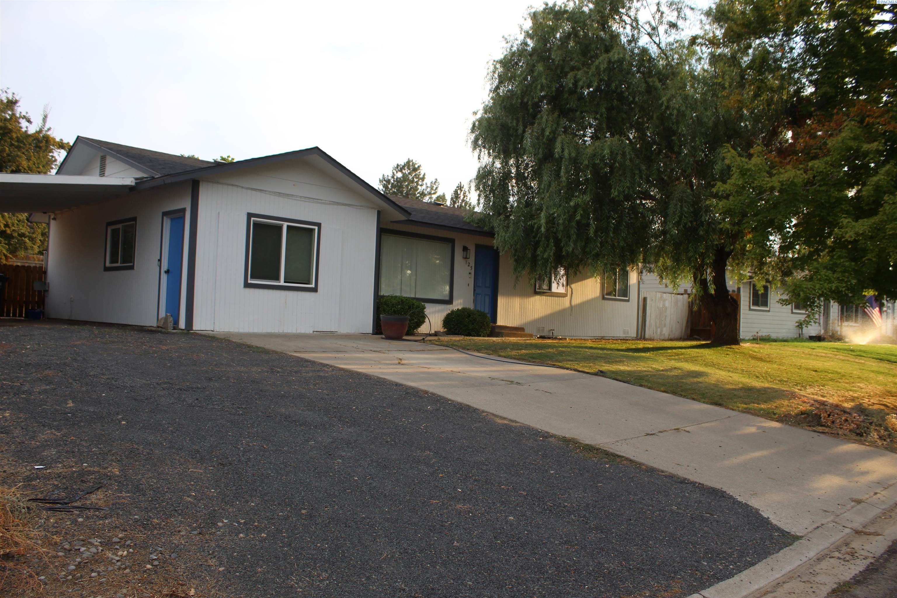 MLS# 295735 This home is located just minutes from the city center and local schools. the sellers have updated this home and made it a home anyone could enjoy. A very charming home.